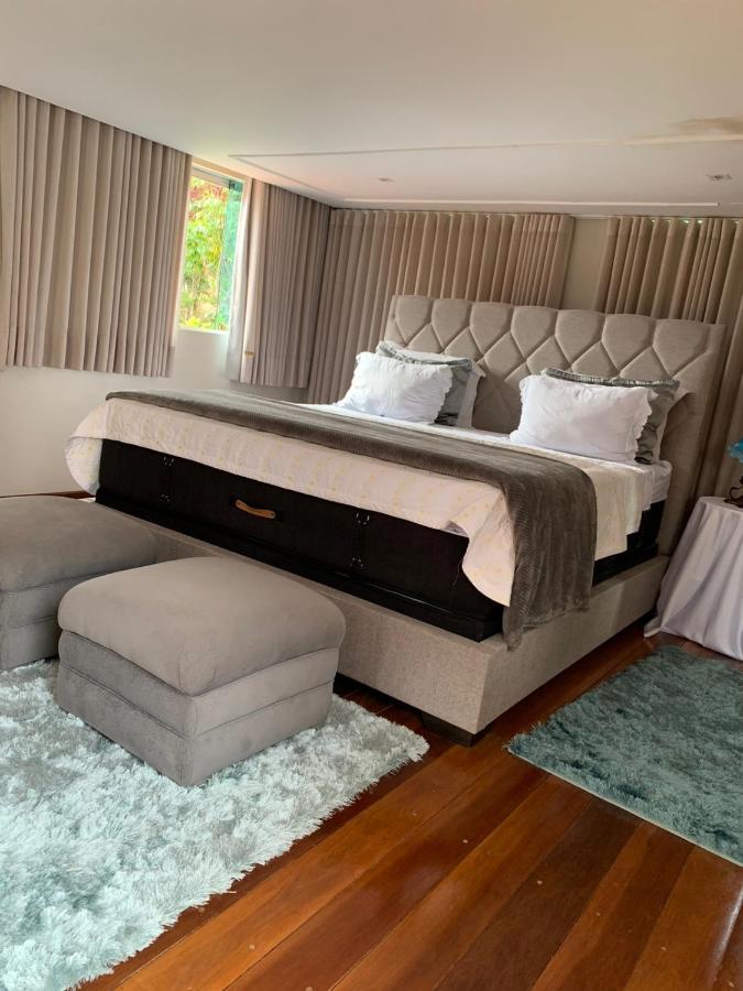 Pousada Bela Vista ปิเรนนอโปลิส ภายนอก รูปภาพ